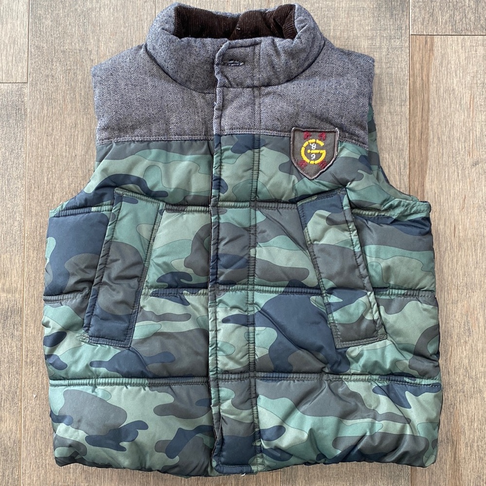 Baby GAP camouflage puffer vest 5T